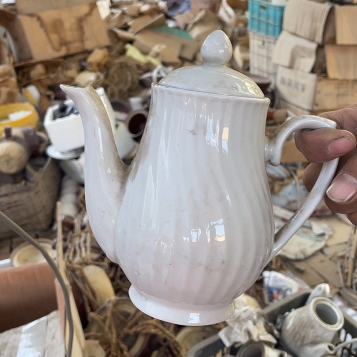 摆件盘子碗砂锅都便宜