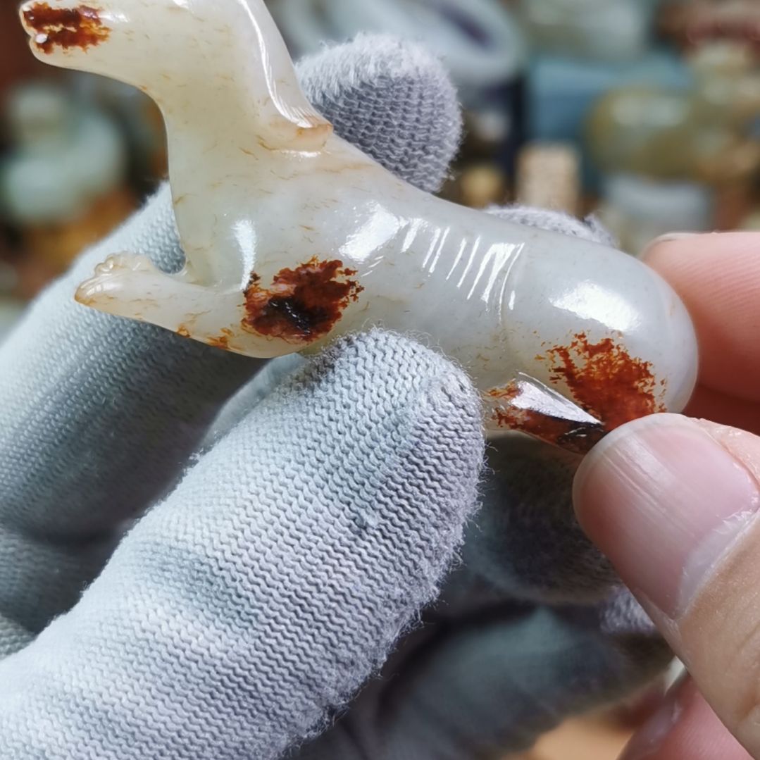 和田玉（糖玉）车挂未镶嵌佛*