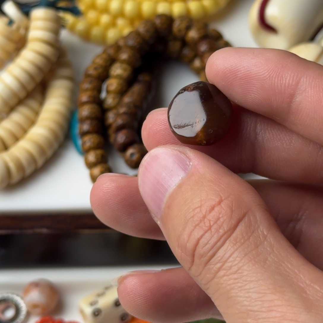 琉璃/树脂/塑料类藏传配饰