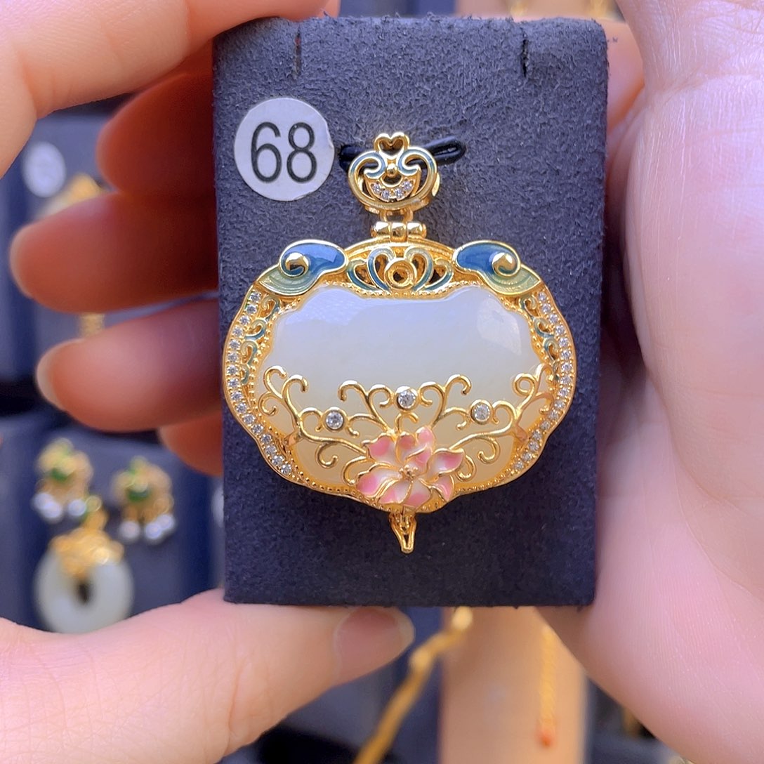 和田玉颈饰银S925镀金镶嵌