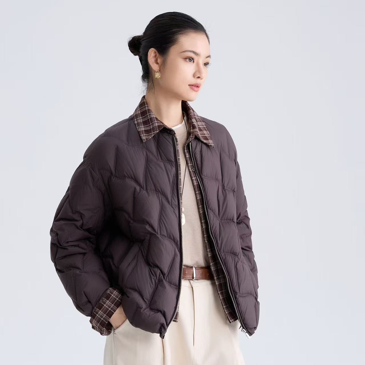 时尚撞色衬衫翻领假两件羽绒服女冬季学院风轻盈保暖外套