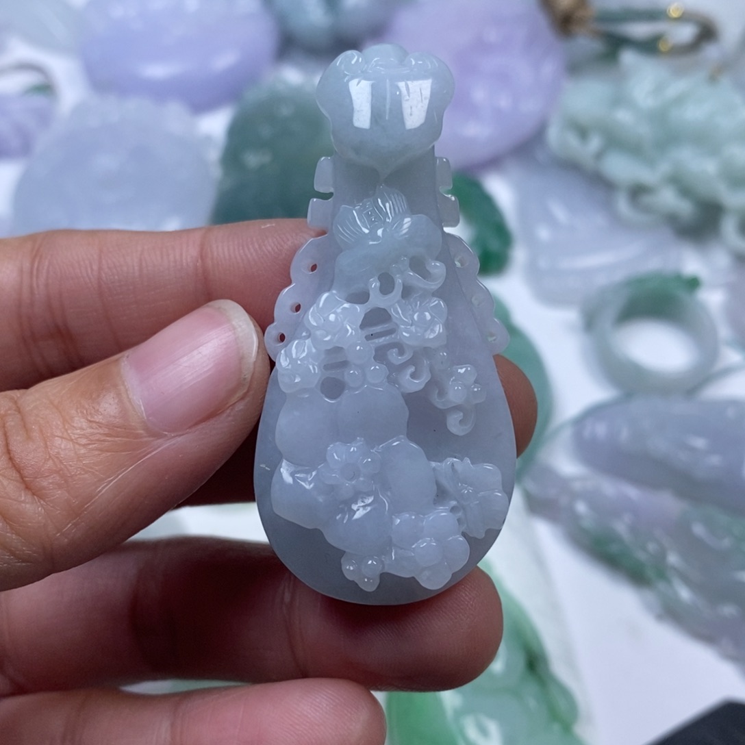 颈饰未镶嵌翡翠翡翠