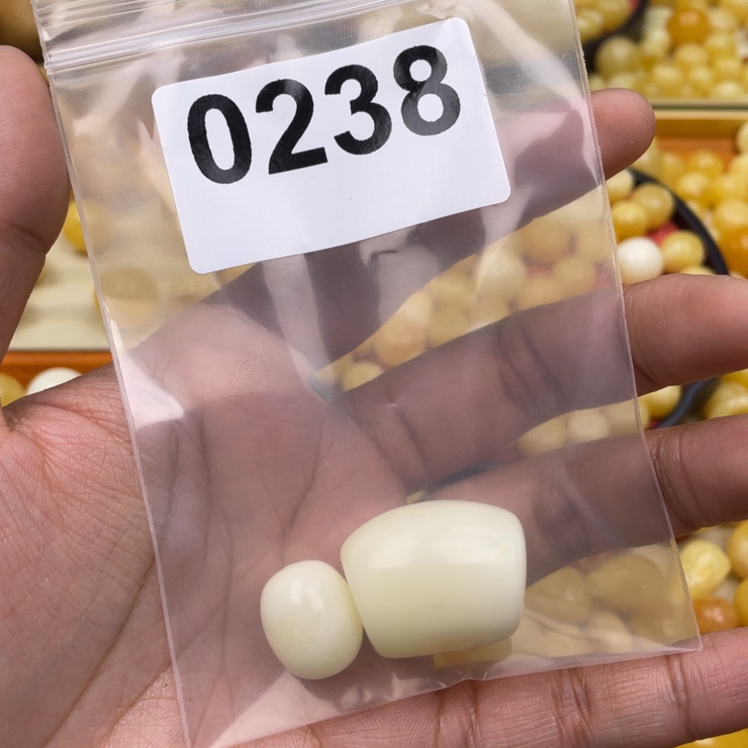 琥珀珠宝奇石未镶嵌我***鱼