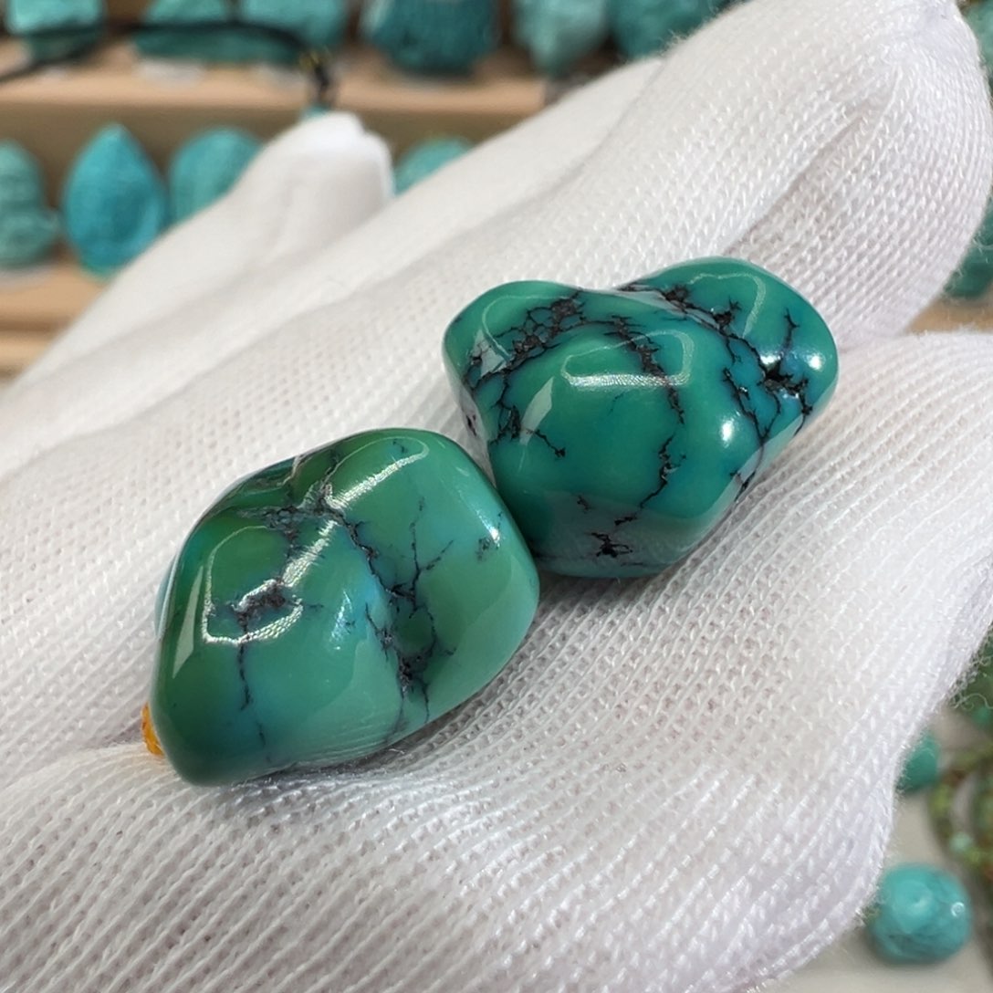 绿松石配饰未镶嵌