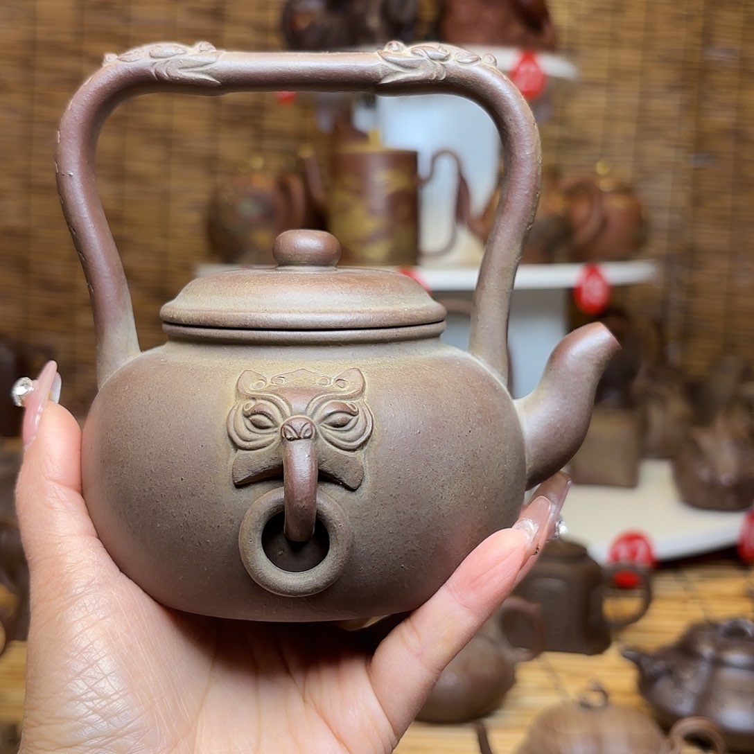 紫砂茶壶闪*闪紫砂老壶