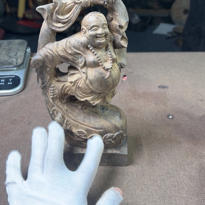 精品摆件工艺品等