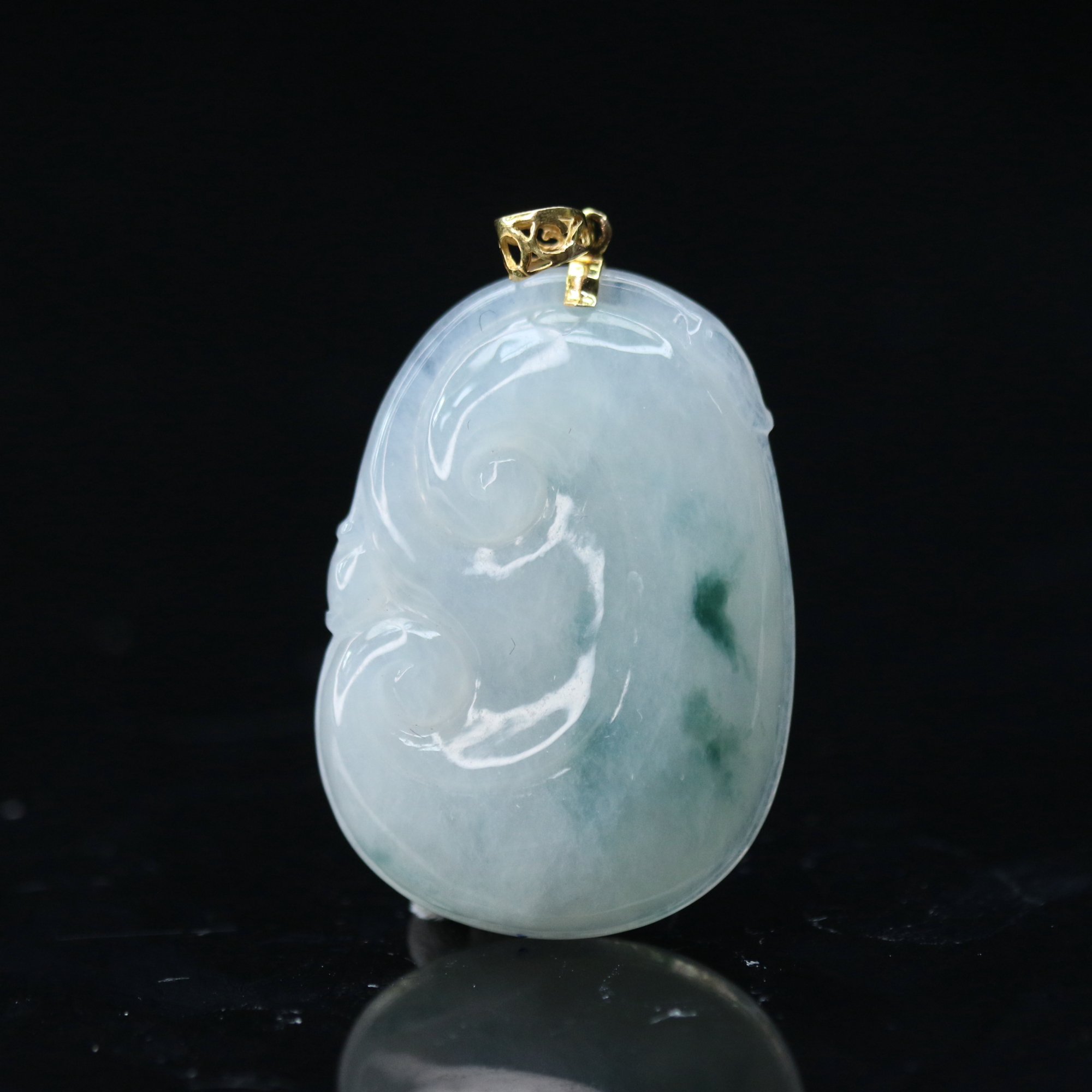 3天然缅甸翡翠A货18k冰飘花如意/600173/上海嘉禾拍卖