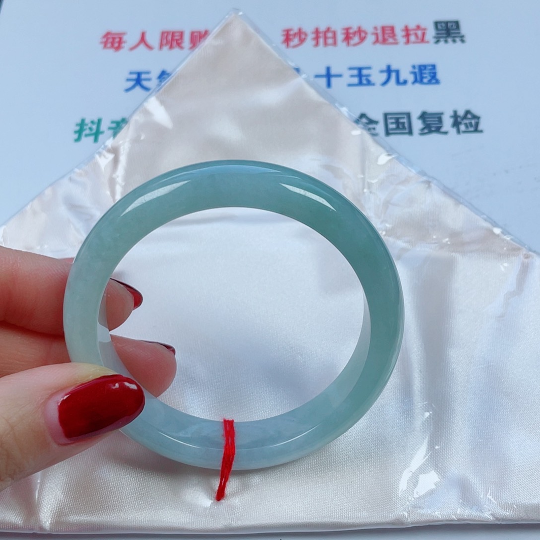 翡翠未镶嵌手镯天然