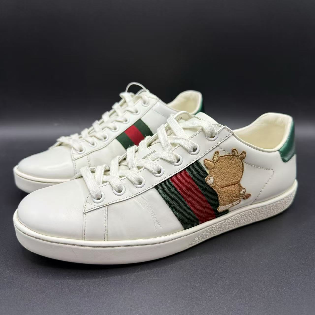 95新 GUCCI/古驰 【聚星好物】男士白休闲叮当猫低帮板鞋38码lo019s