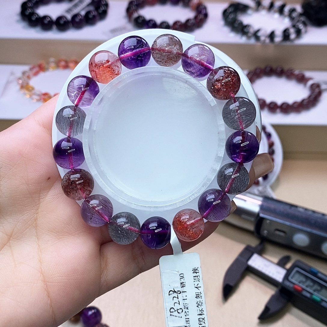 水晶手链未镶嵌黑加仑超七11m