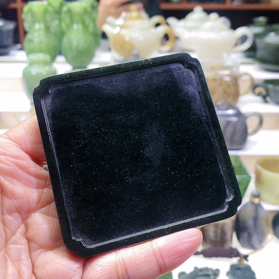 和田玉杯垫未镶嵌