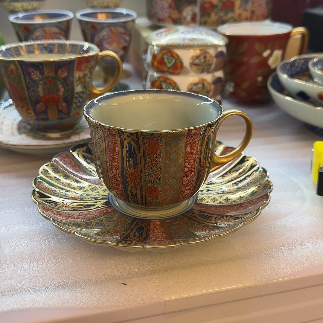 茶盏哈哈哈哈哈好好笑哦我