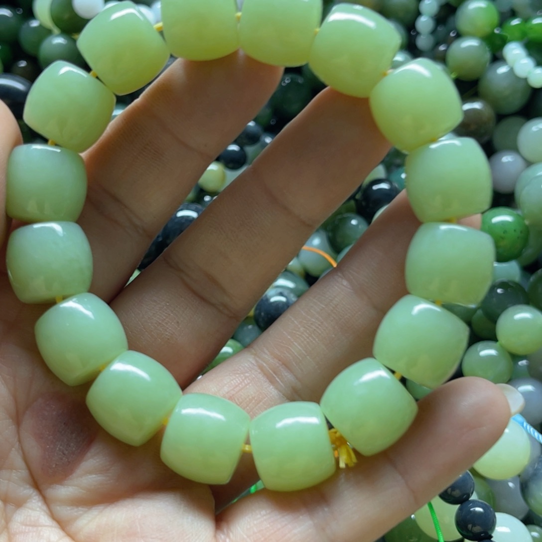 和田玉手链未镶嵌