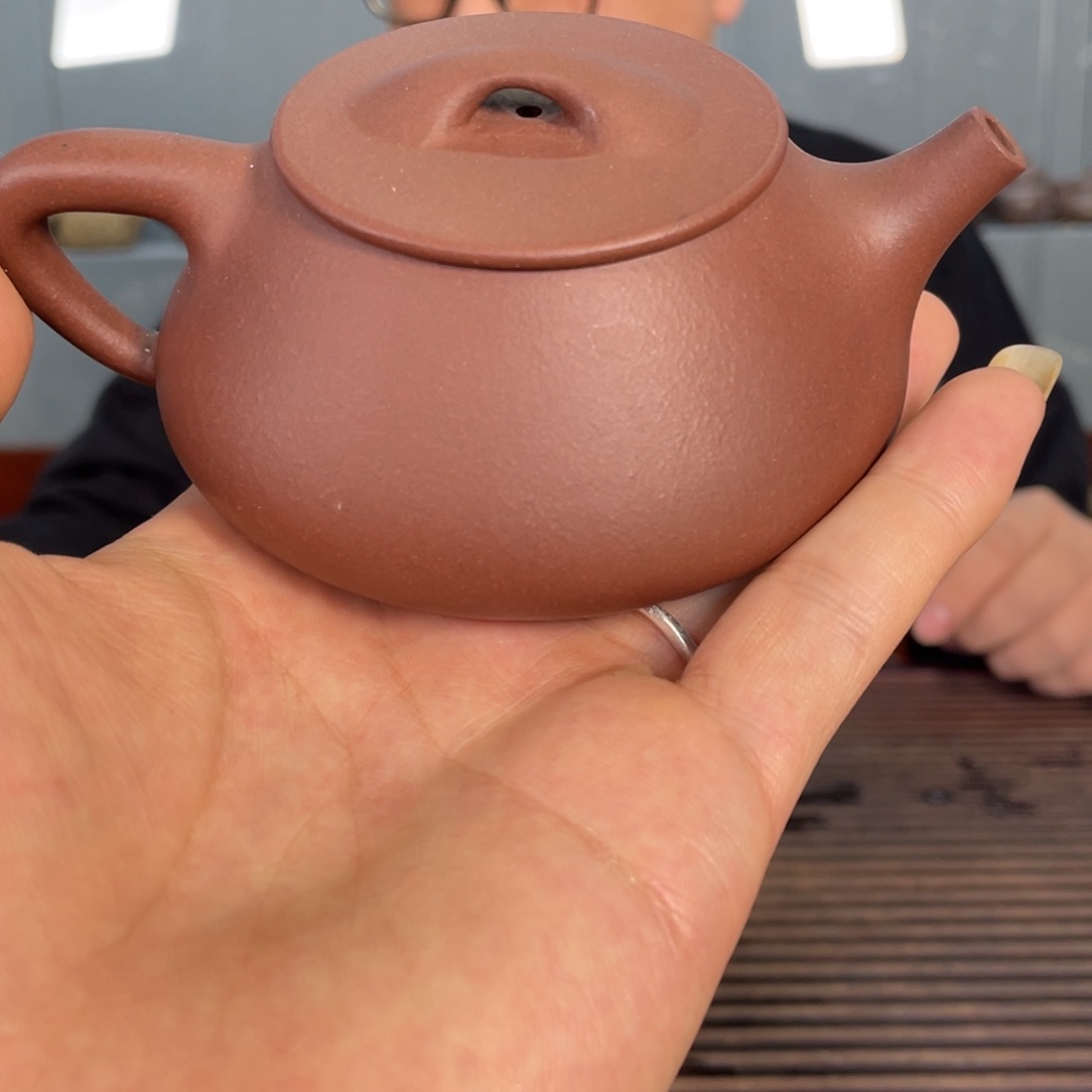 紫砂茶壶我不在这里干