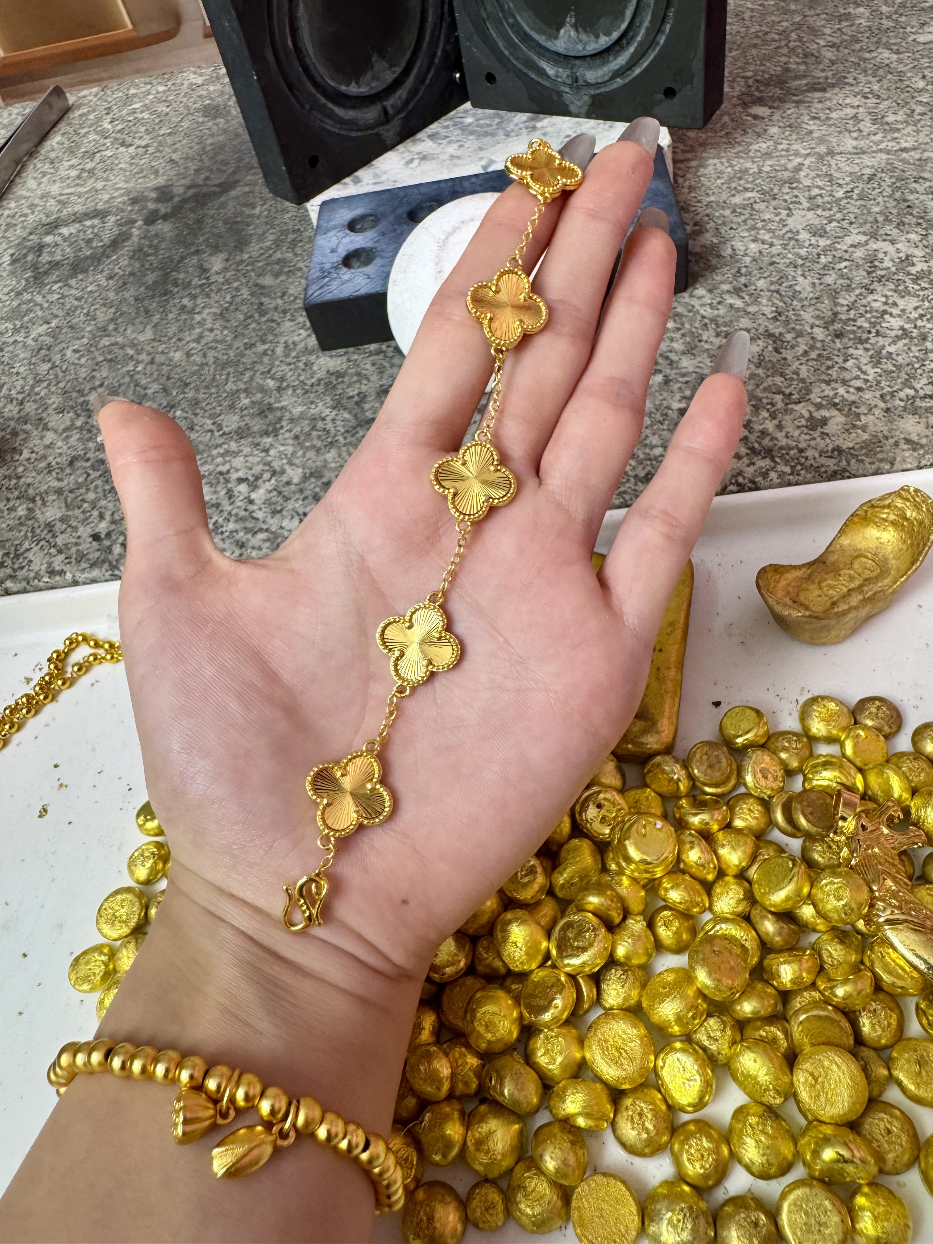 【纯手工】炉内锻打【四叶草】金色摆件