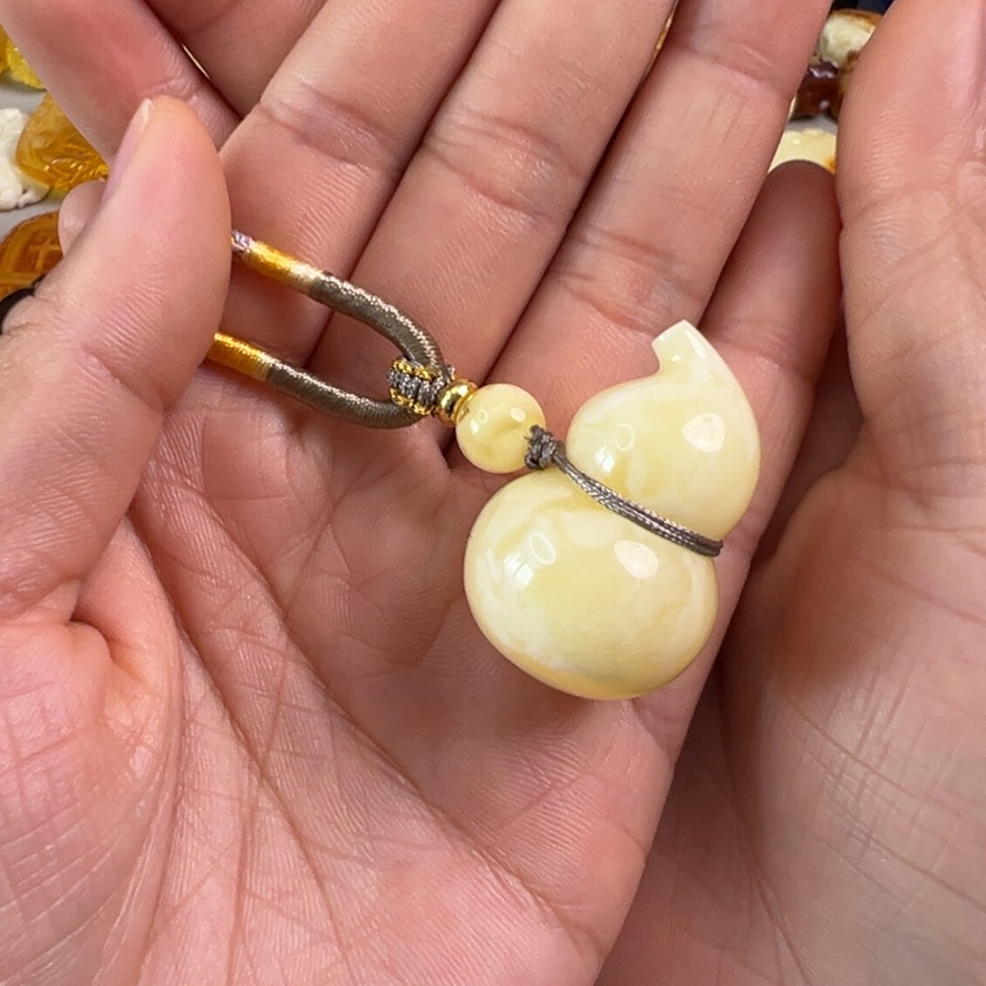 蜜蜡未镶嵌裸石蜜蜡