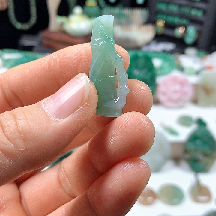 未镶嵌独山玉颈饰六**顺