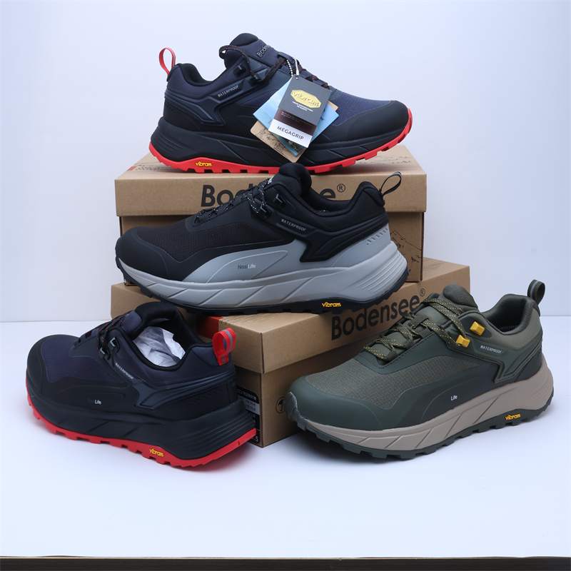 户外党入~德国防水防蚊虫抗撕裂湿地止滑vibram专业徒步登山鞋男