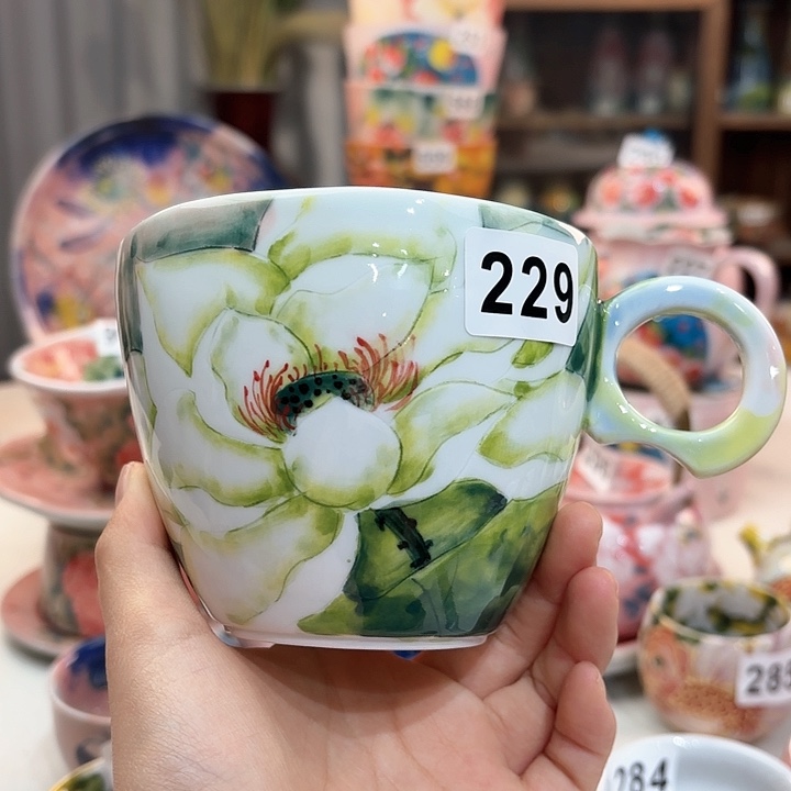 瓷片bhhhhhhhhhhhhhhjjjjhjj