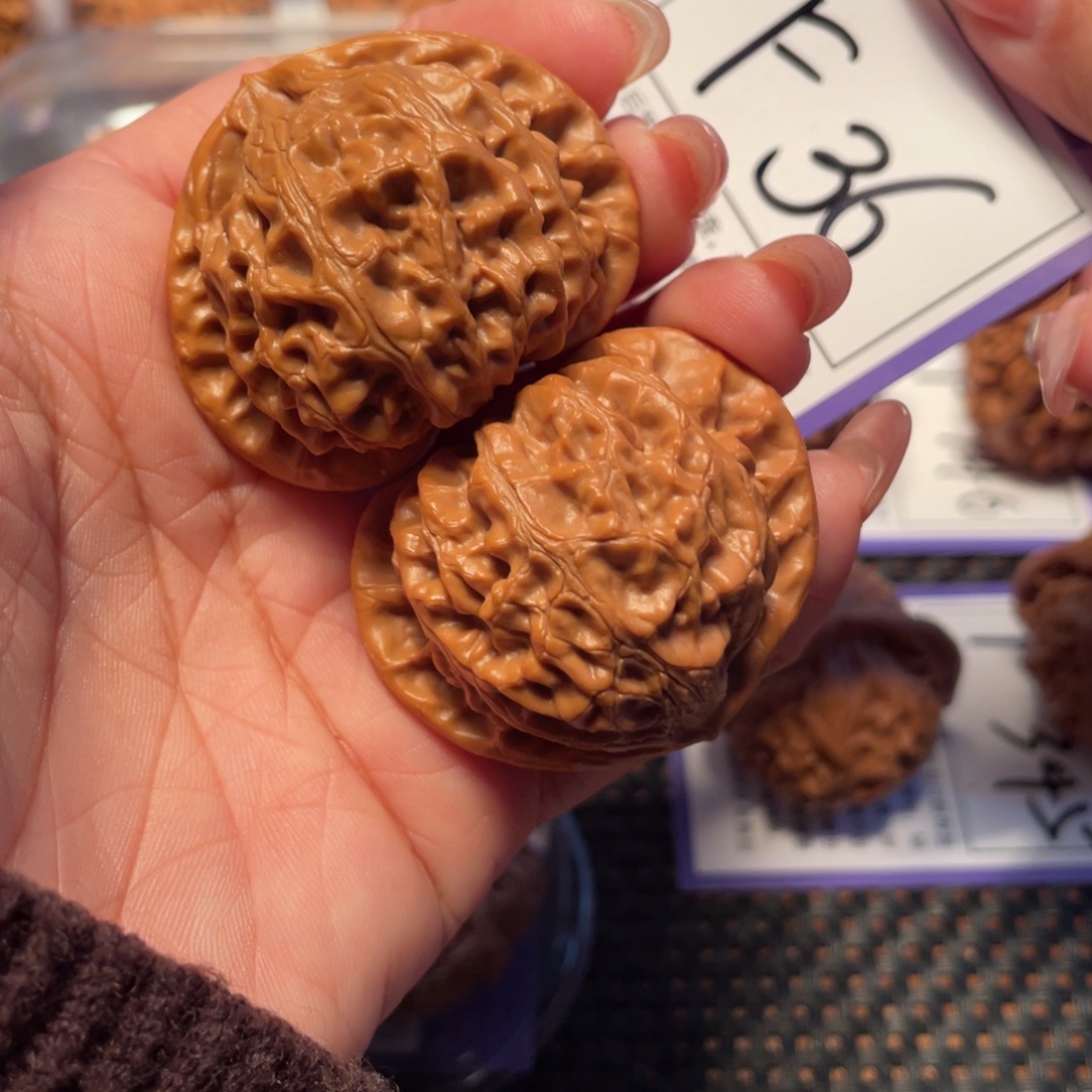 文玩核桃把件36号灯43