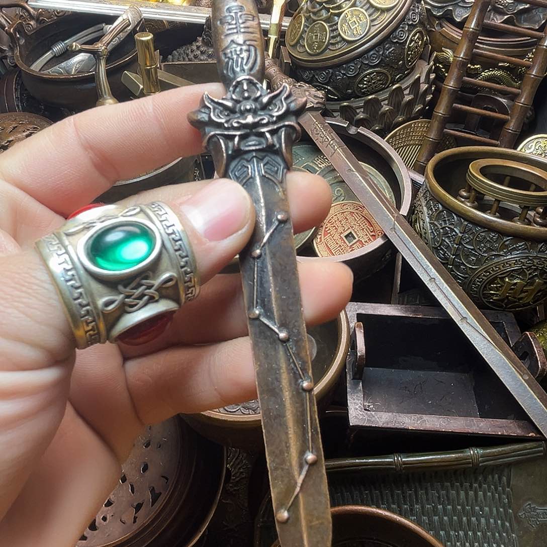 精美铜器收藏品等