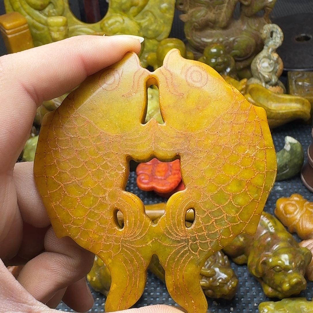 白玉菩提吊坠。。。
