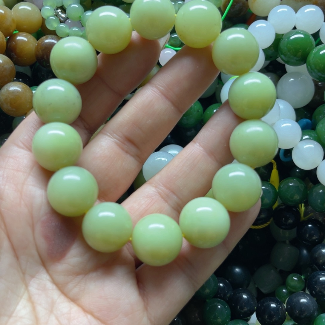 和田玉手链未镶嵌