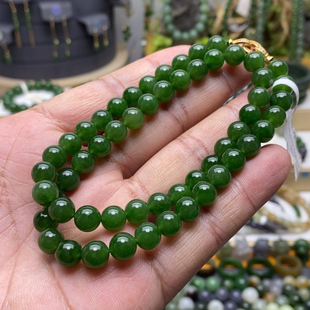 和田玉（碧玉）颈饰未镶嵌68