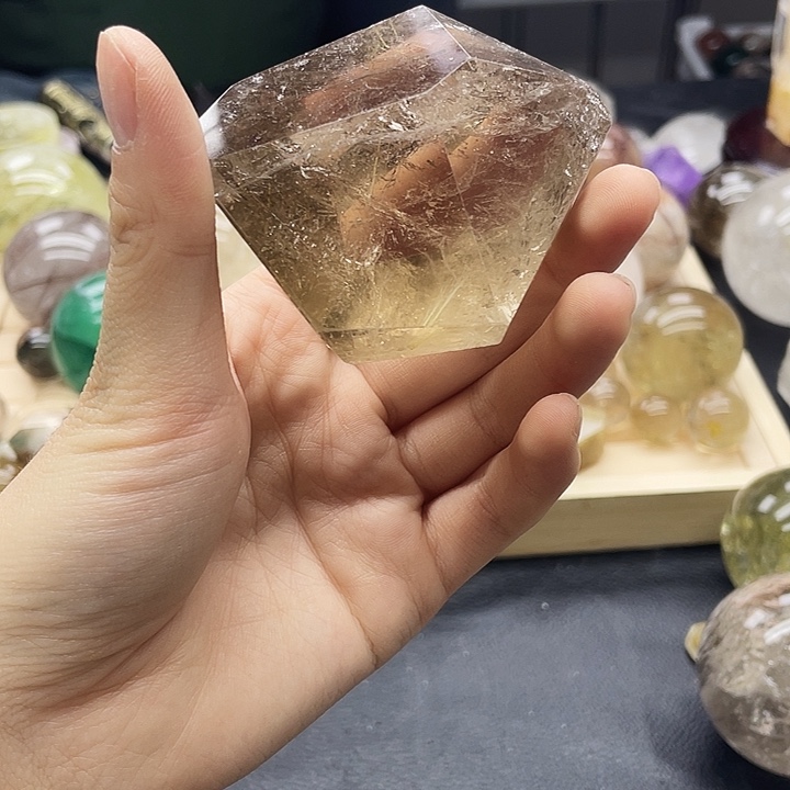 未镶嵌珠宝半成品水晶329