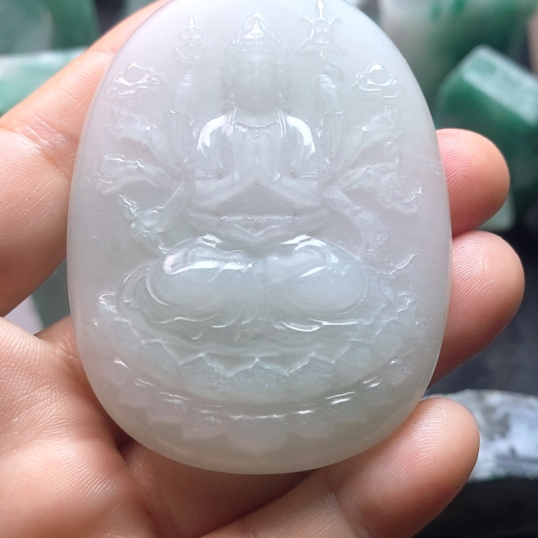 石英质玉未镶嵌颈饰