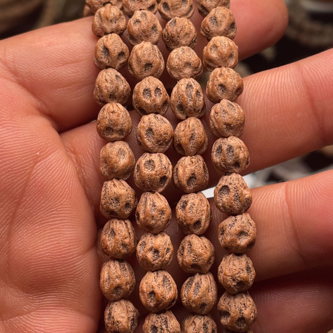 手串柏香籽/百香籽精*?