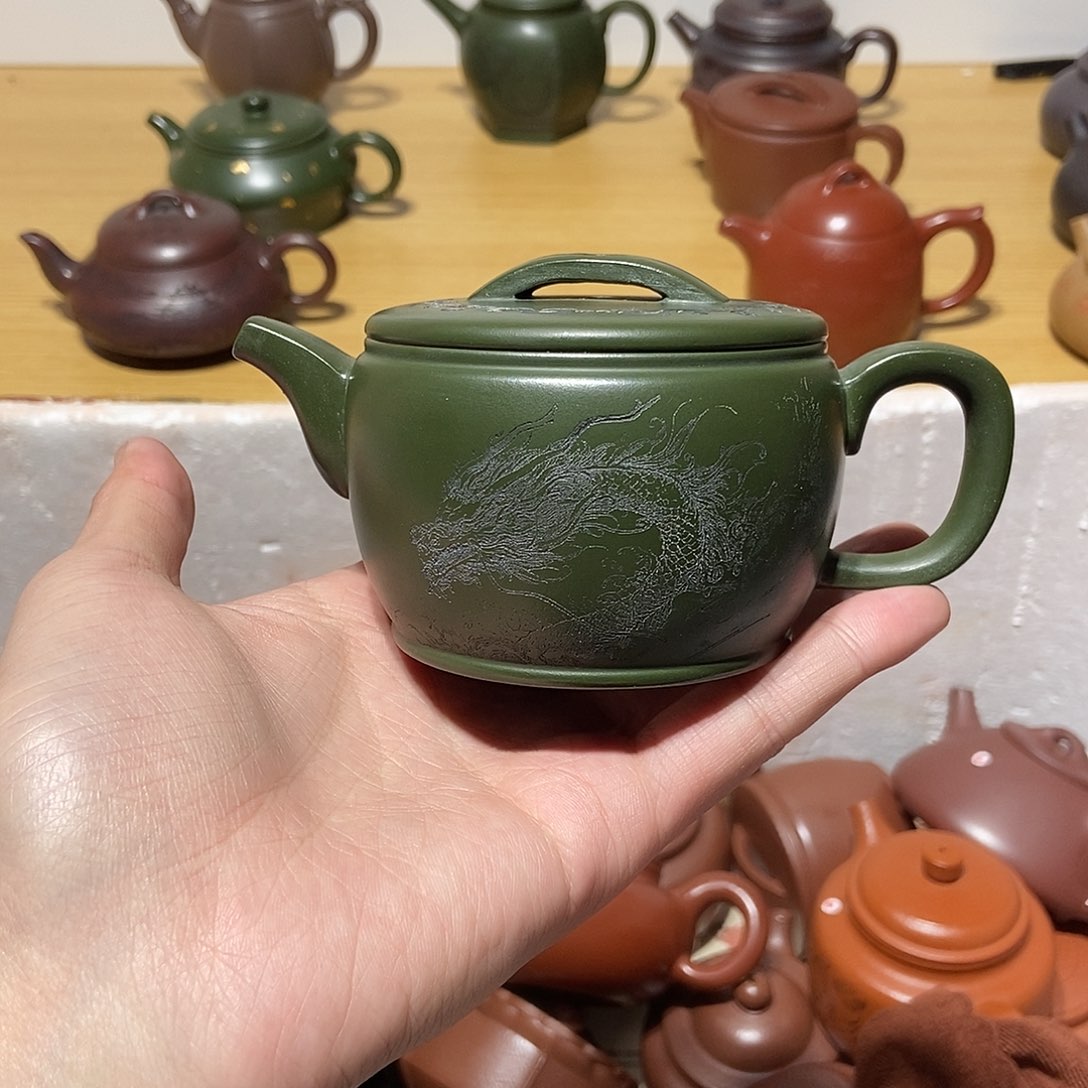 紫砂茶壶陆**友宜兴紫砂壶