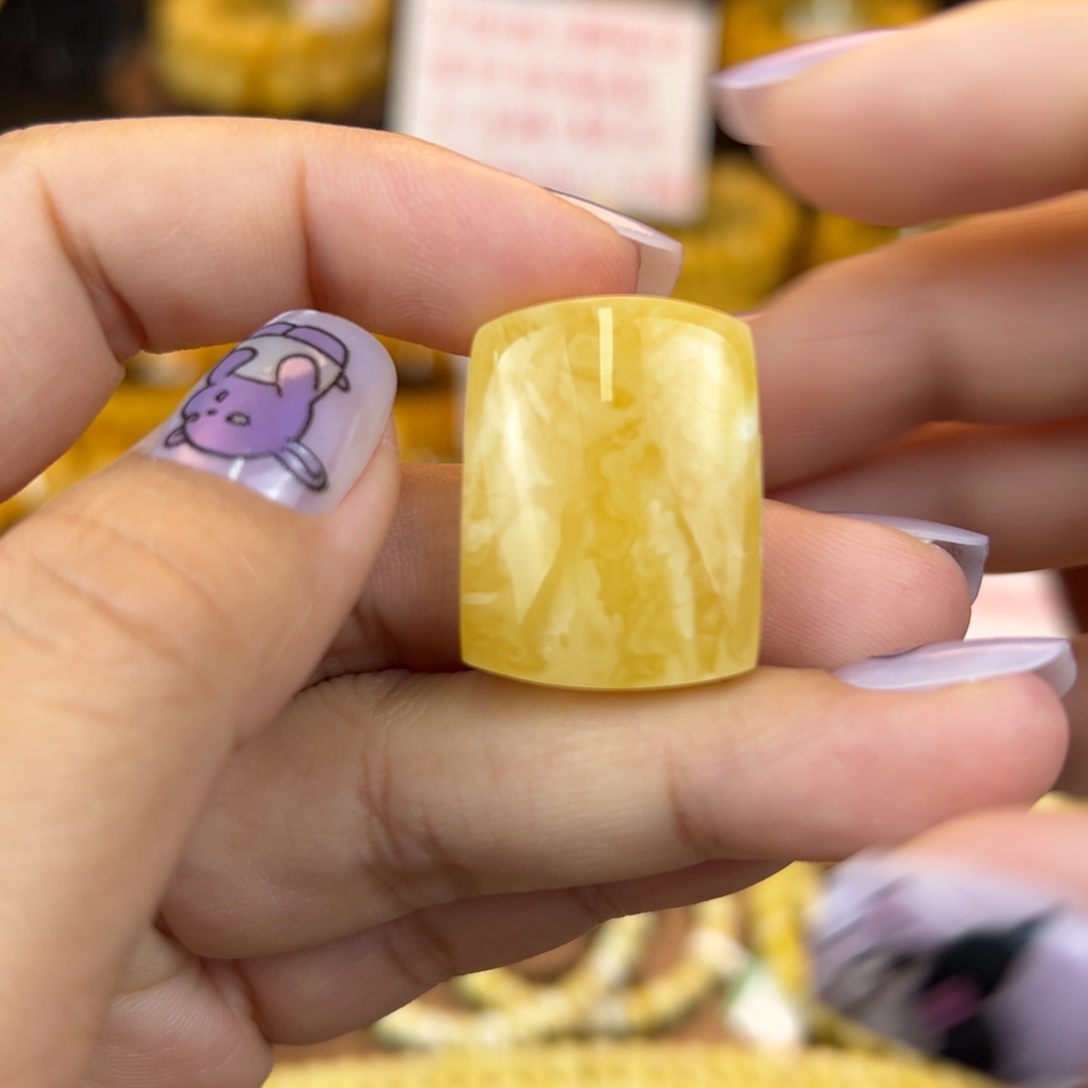 琥珀裸石未镶嵌kjjjjjnnm