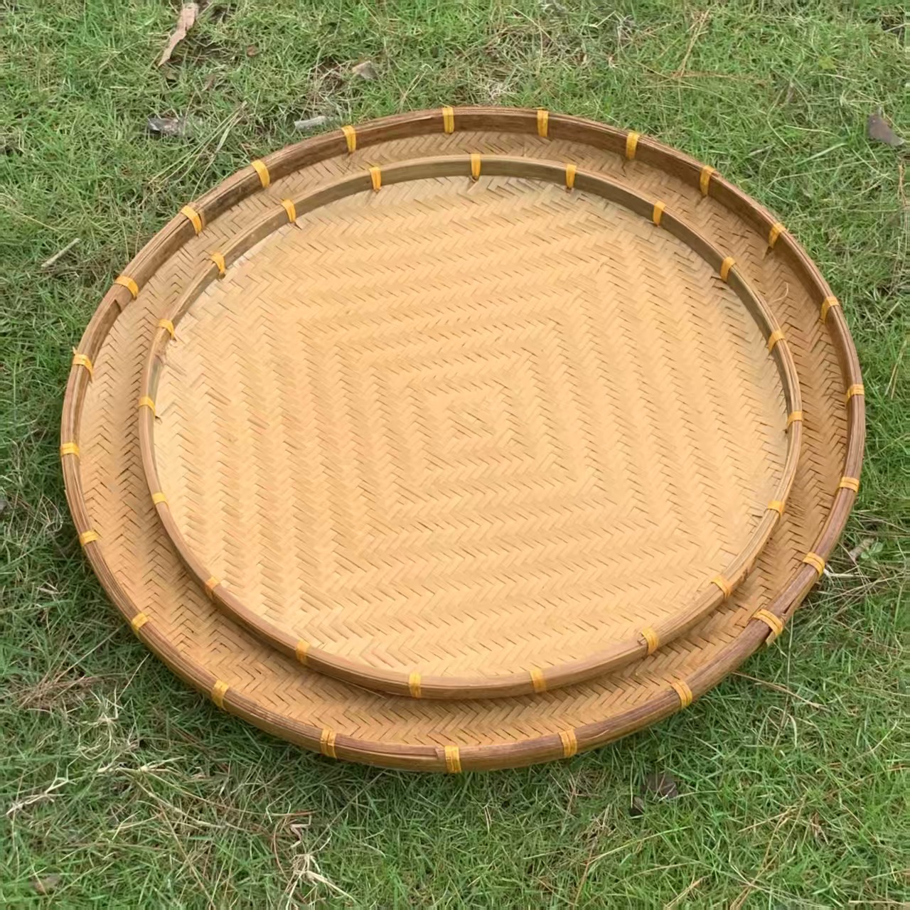 Y烟熏竹编密编平晒筐发两个50+60cm