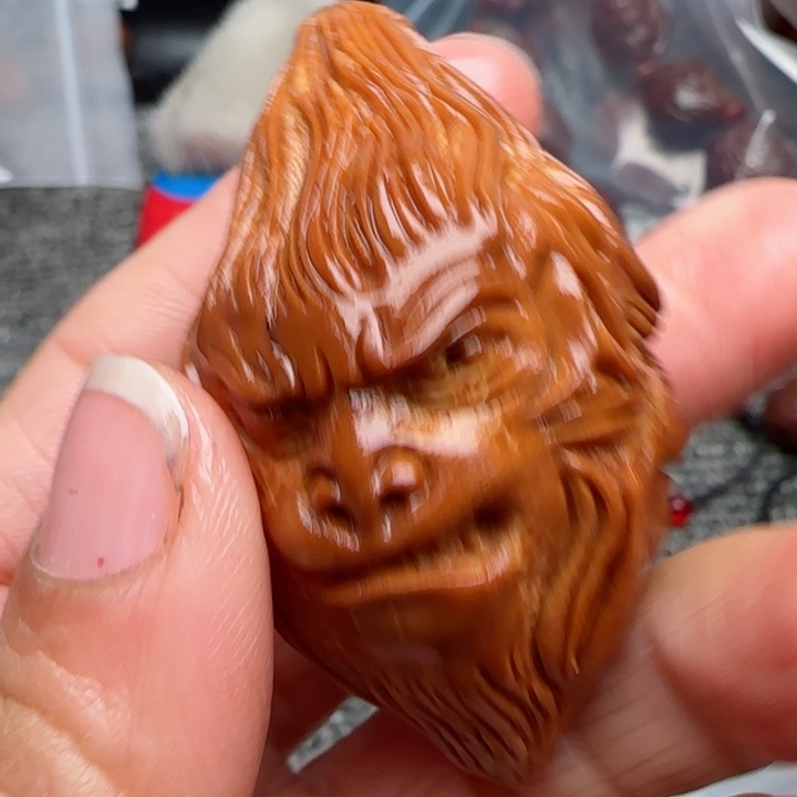 橄榄核手串橄榄菜洗干净后切