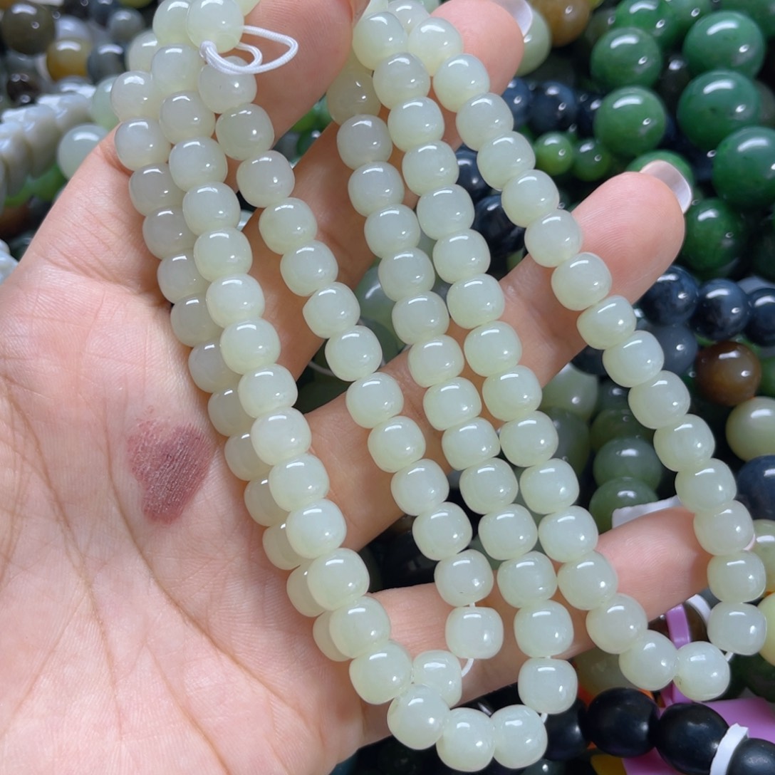 和田玉未镶嵌手串