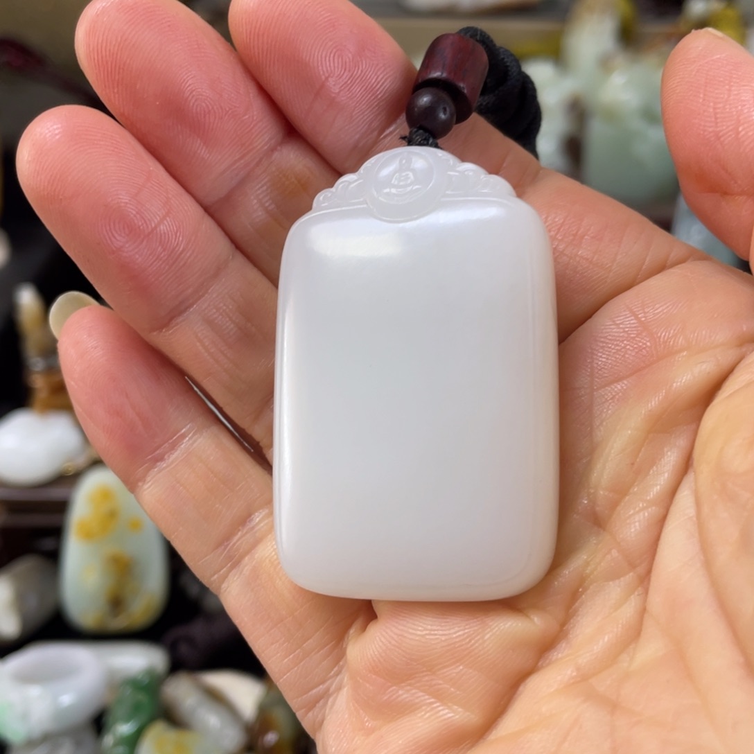 和田玉挂件未镶嵌