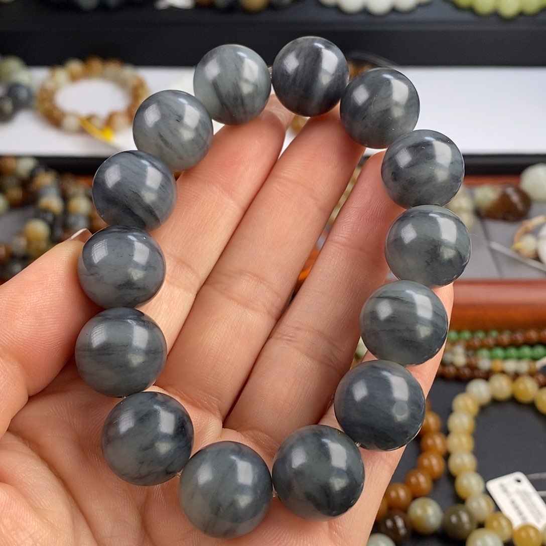 和田玉手串未镶嵌