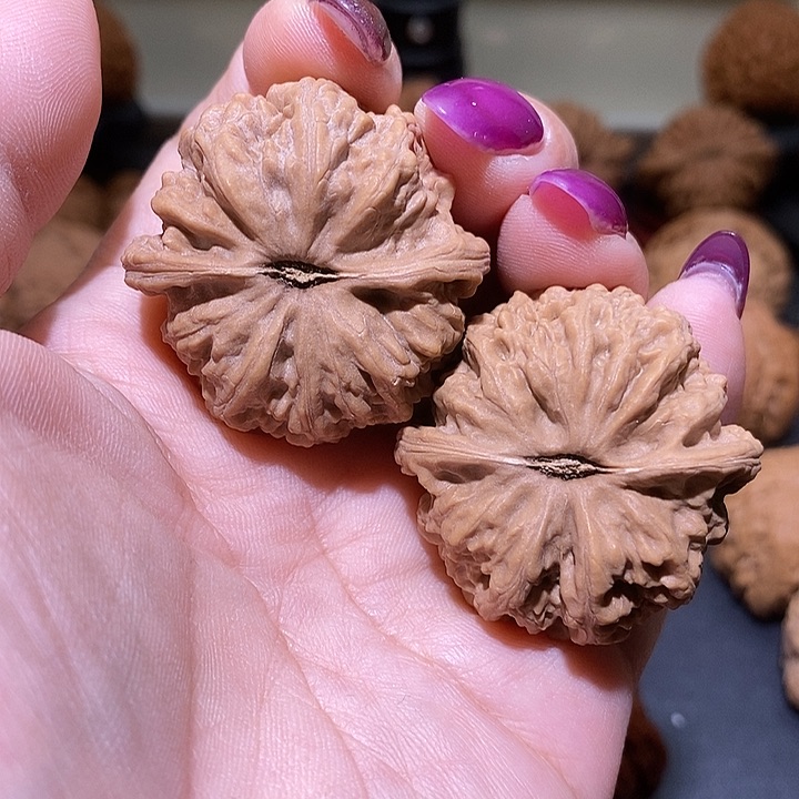 把件文玩核桃e***n37野生麒麟枕