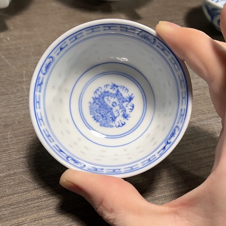 瓷片////景德镇陶瓷普洱杯。1个。