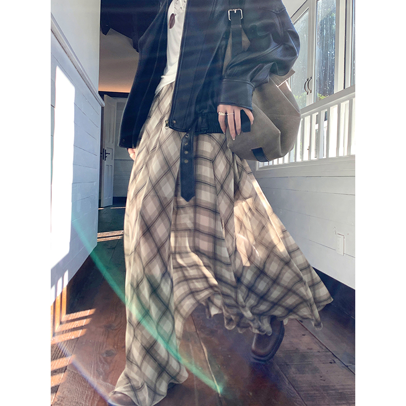 CHERI.ZM*D爆火 棕色系格纹裙 秋bi备单品 超大量感C25C14171Z
