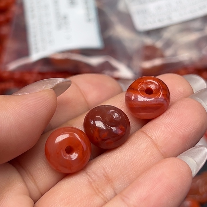 未镶嵌手链南红玛瑙多样性