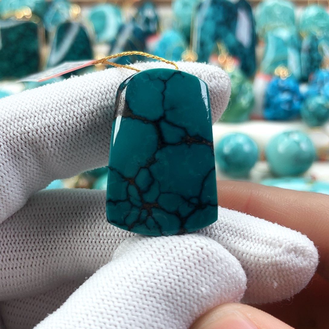 绿松石未镶嵌车挂