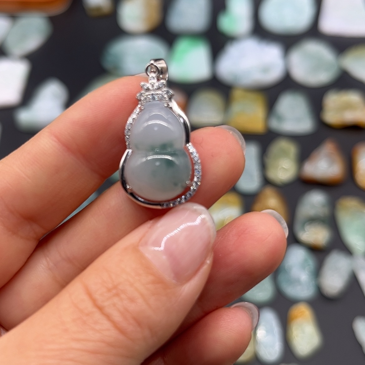 【闪购商品】翡翠颈饰银S925镶嵌葫芦