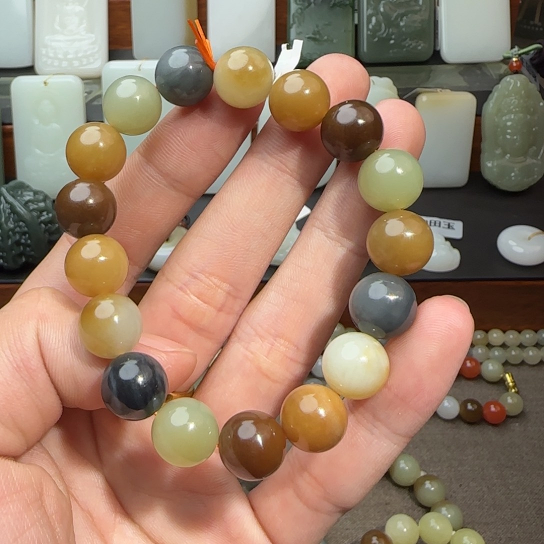 和田玉手串未镶嵌