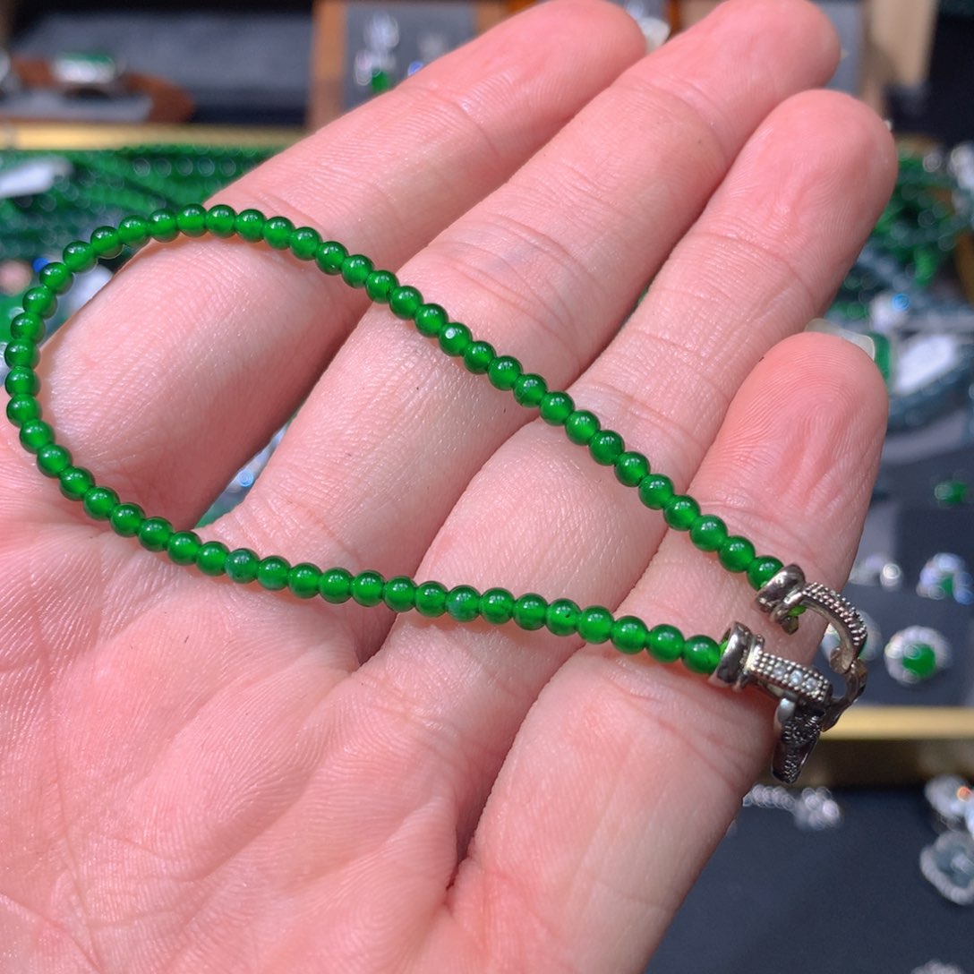 翡翠手链未镶嵌天然