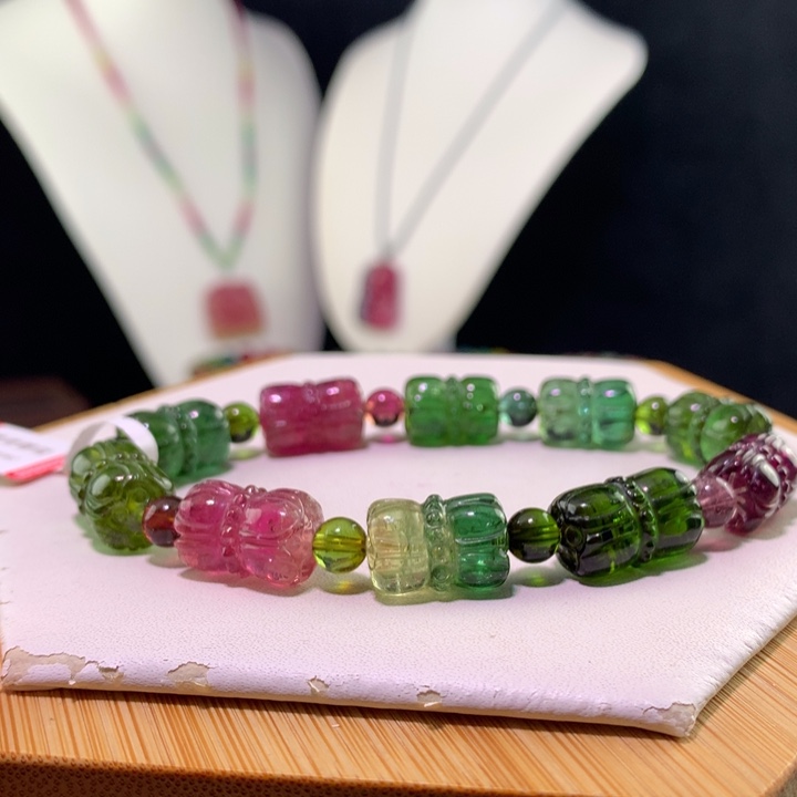 双色碧玺手链未镶嵌