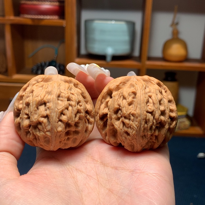 c***o吊坠文玩核桃红锦鲤