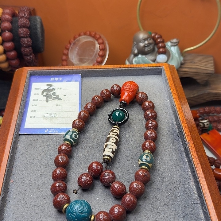 凤眼菩提吊坠手持