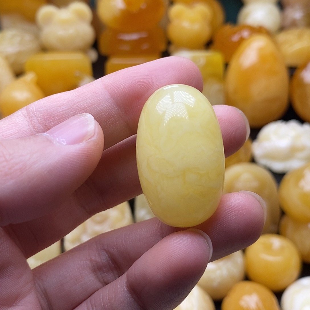 琥珀颈饰未镶嵌琥珀蜜蜡吊坠